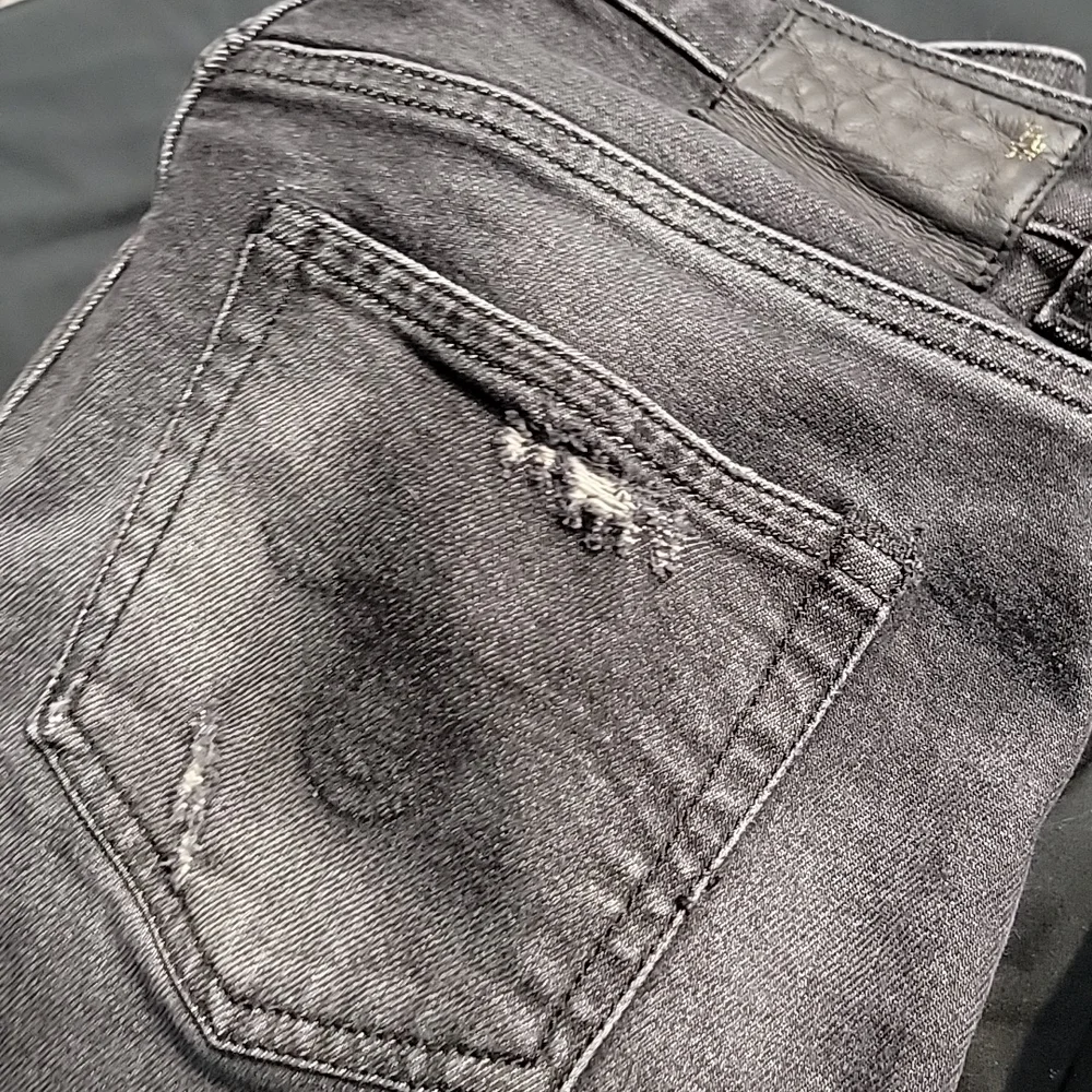 R13 Distressed Boy Skinny Ripped in Black Gray Medium Rise R13W0088 212 Jeans 25 - Picture 16 of 16